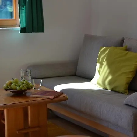 Sandra アパート *